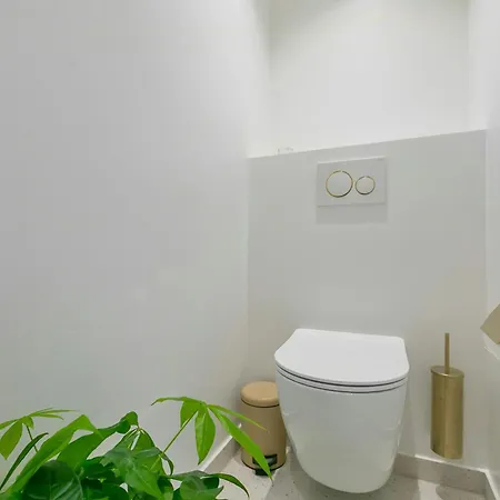 With Sea View Near Feriehus *